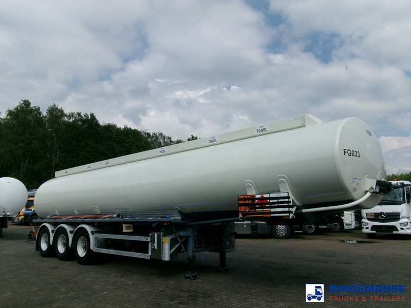 LAG Fuel tank alu 44.5 m3 / 6 + pump - Tank semi-trailer: picture 2 LAG Fuel tank alu 44.5 m3 / 6 + pump - Tank semi-trailer: picture 2