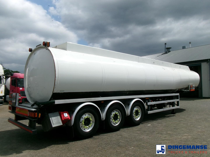 Lakeland Fuel tank alu 42.8 m3 / 6 comp + pump - Tank semi-trailer: picture 4 Lakeland Fuel tank alu 42.8 m3 / 6 comp + pump - Tank semi-trailer: picture 4