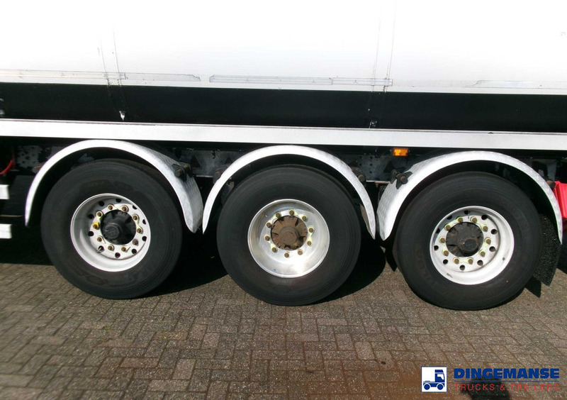 Lakeland Fuel tank alu 43 m3 / 6 comp - Tank semi-trailer: picture 5 Lakeland Fuel tank alu 43 m3 / 6 comp - Tank semi-trailer: picture 5
