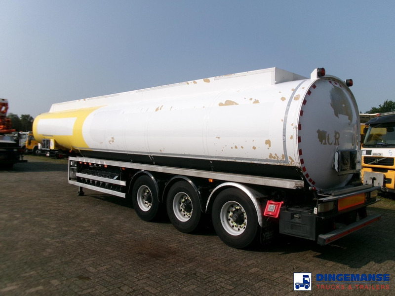 Lakeland Fuel tank alu 43 m3 / 6 comp - Tank semi-trailer: picture 3 Lakeland Fuel tank alu 43 m3 / 6 comp - Tank semi-trailer: picture 3
