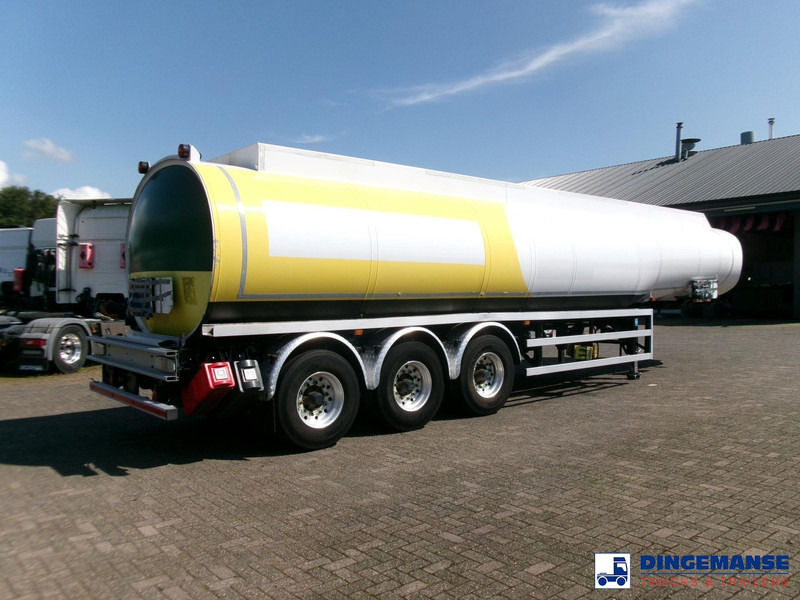 Lakeland Fuel tank alu 43 m3 / 6 comp - Tank semi-trailer: picture 3 Lakeland Fuel tank alu 43 m3 / 6 comp - Tank semi-trailer: picture 3
