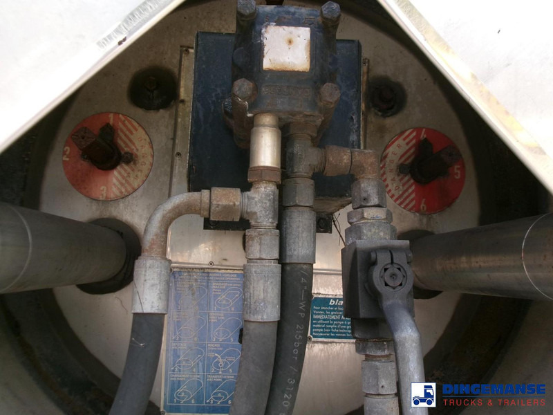 Tank semi-trailer MAISONNEUVE Bitumen tank inox 33.8 m3 / 1 comp + pump: picture 12 Tank semi-trailer MAISONNEUVE Bitumen tank inox 33.8 m3 / 1 comp + pump: picture 12