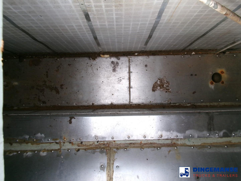 Vacuum truck Mercedes-Benz Actros 2535 6x2 vacuum tank Saugbagger: picture 18 Vacuum truck Mercedes-Benz Actros 2535 6x2 vacuum tank Saugbagger: picture 18