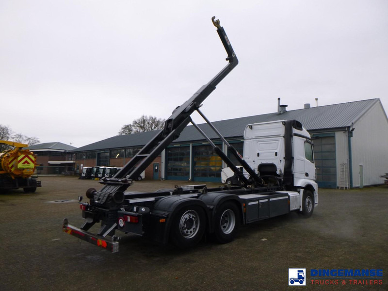 Mercedes-Benz Actros 2843 6x2 Hyva container hook 20t - Hook lift truck: picture 4 Mercedes-Benz Actros 2843 6x2 Hyva container hook 20t - Hook lift truck: picture 4