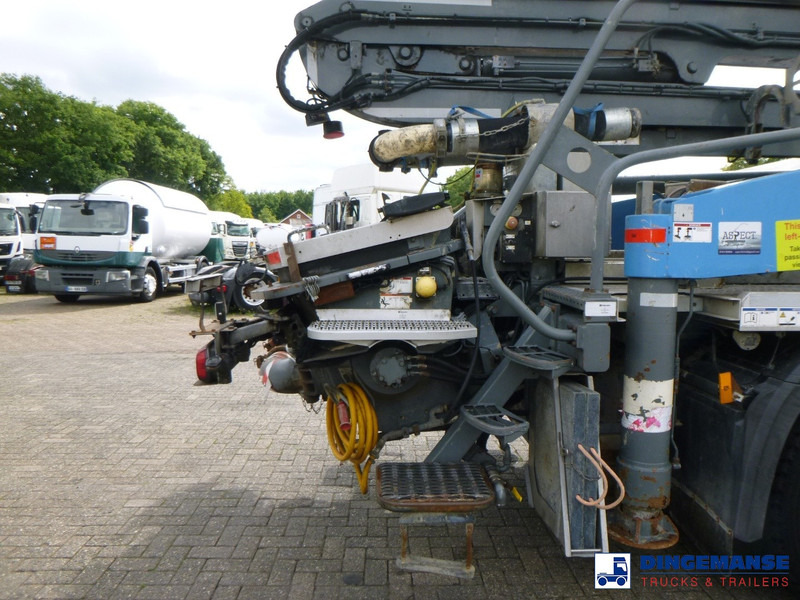 Concrete pump truck Mercedes-Benz Arocs 8x4 Liebherr 35 XXT concrete pump 35 m: picture 16
