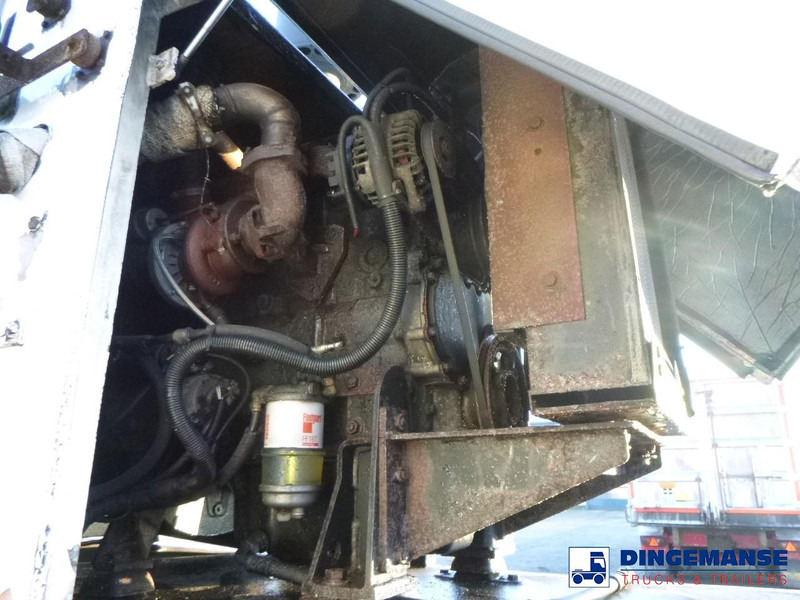 Tank semi-trailer SPITZER Powder tank alu 37 m3 + engine/compressor: picture 17