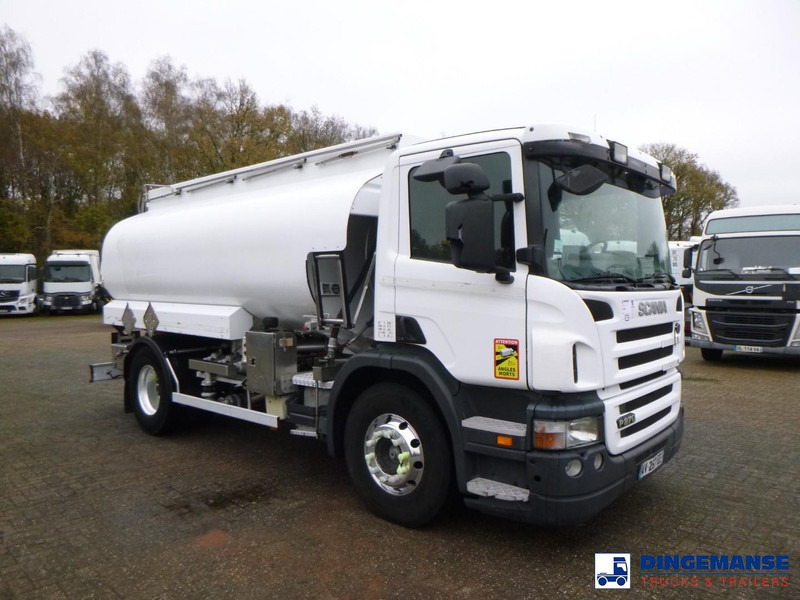 Scania P 270 DB 4x2 fuel tank 14 m3 / 3 comp - Tank truck: picture 2 Scania P 270 DB 4x2 fuel tank 14 m3 / 3 comp - Tank truck: picture 2