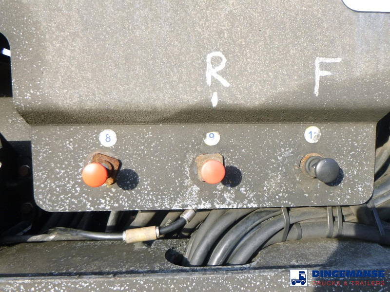 Autotransporter truck Scania P 410 6x2 RHD Rolfo car transporter: picture 19 Autotransporter truck Scania P 410 6x2 RHD Rolfo car transporter: picture 19