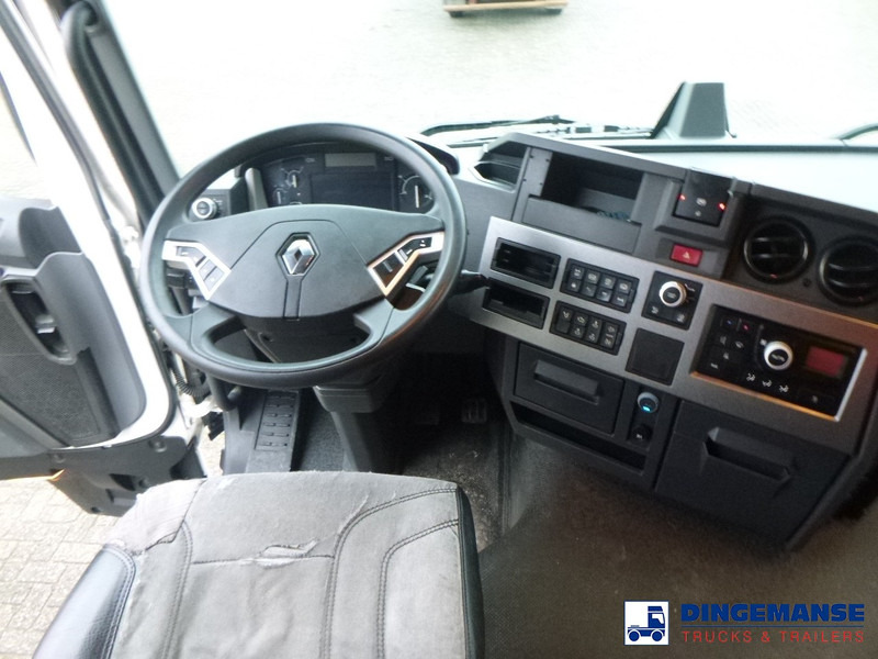 Interior photo 2: Tractor unit Renault T 460 4x2 Euro 6 + ADR