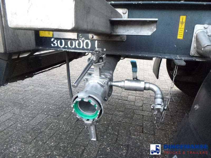 Van Hool Chemical tank inox L4BH 30 m3 / 1 comp / ADR 29/08/24 - Tank semi-trailer: picture 5 Van Hool Chemical tank inox L4BH 30 m3 / 1 comp / ADR 29/08/24 - Tank semi-trailer: picture 5