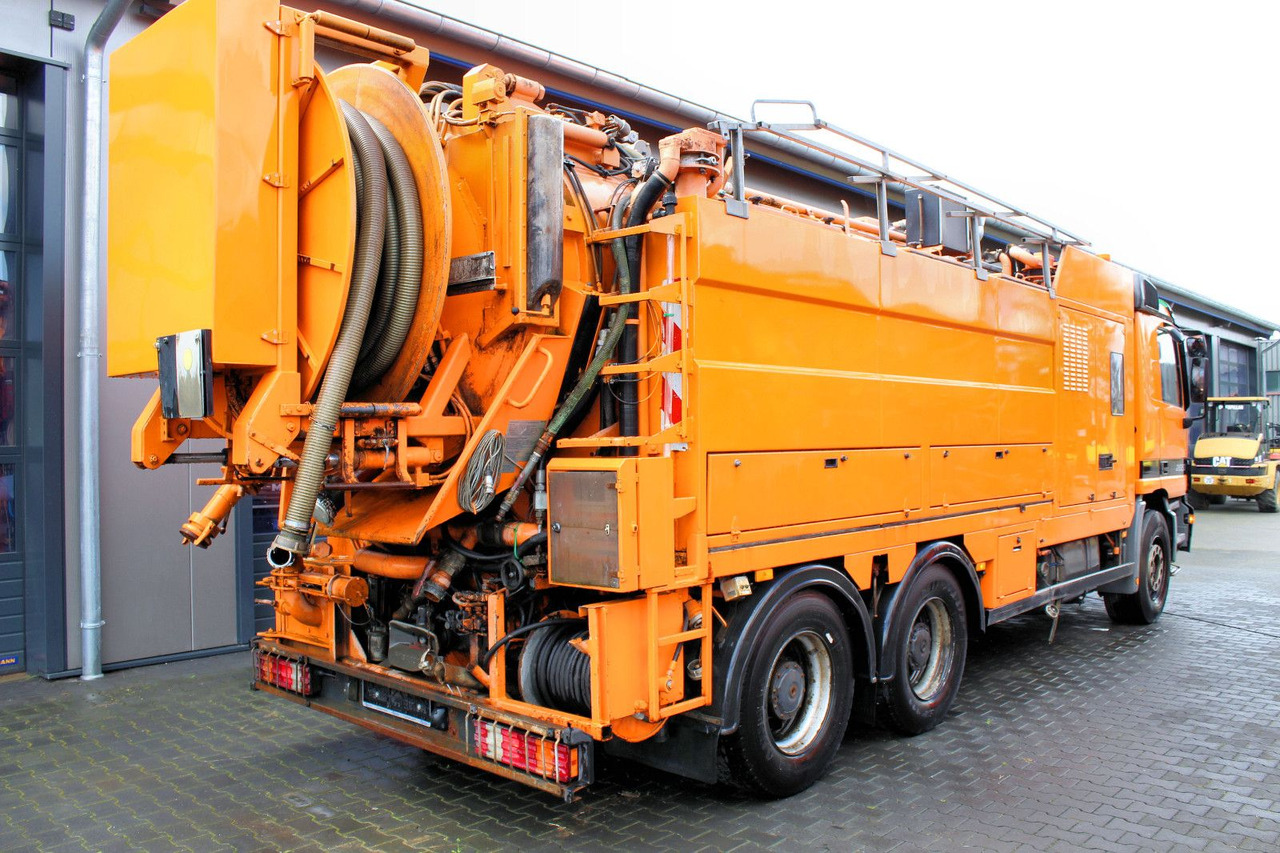 Mercedes-Benz Actros 2653 6x4 V8 Müller 16m³ Saug u.Spül-Kombi - Vacuum truck: picture 4 Mercedes-Benz Actros 2653 6x4 V8 Müller 16m³ Saug u.Spül-Kombi - Vacuum truck: picture 4