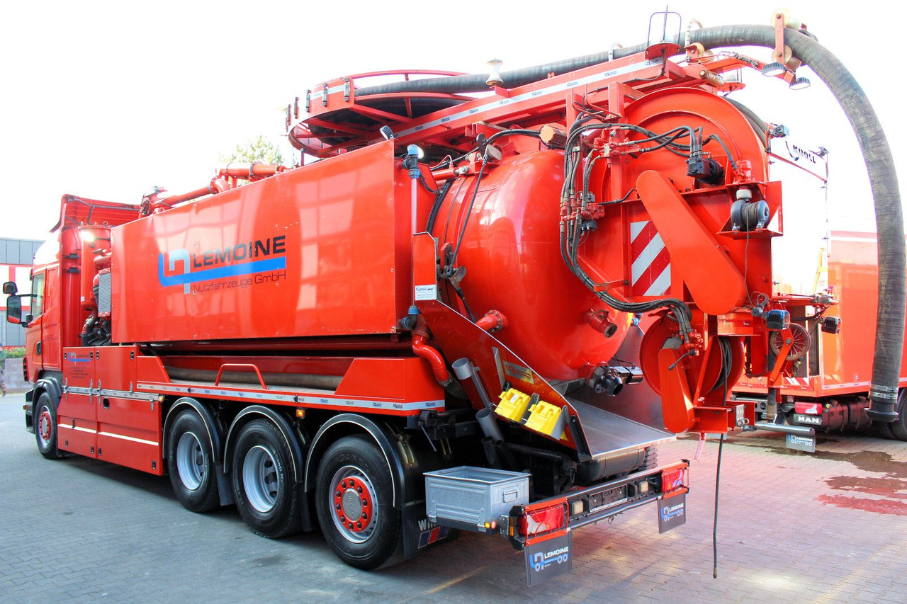Scania R560 V8 8x4 Kroll 20m³ WRG 2x HD-Pumpe 620 Liter - Vacuum truck: picture 5 Scania R560 V8 8x4 Kroll 20m³ WRG 2x HD-Pumpe 620 Liter - Vacuum truck: picture 5