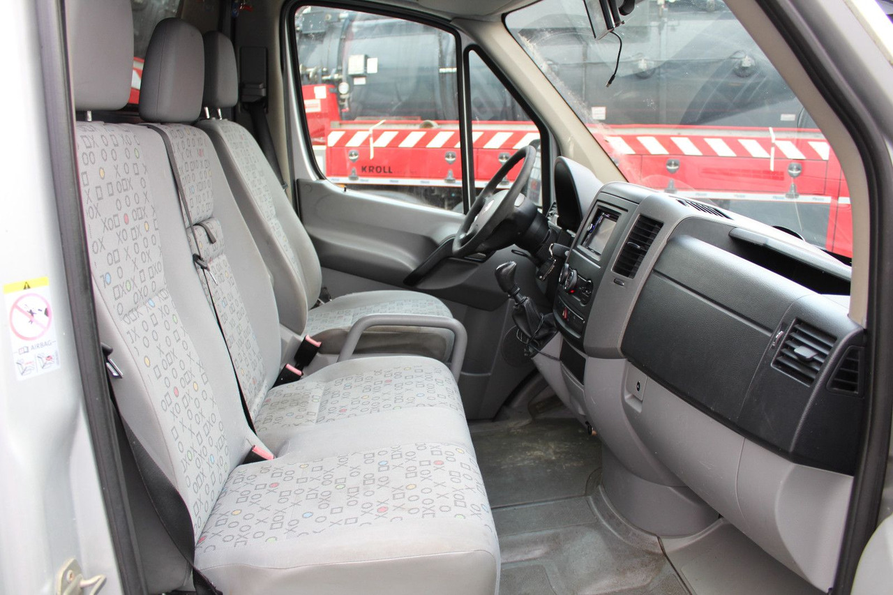 Panel van Volkswagen Crafter 2.5 TDI Kasten 3,5 t + AHK, Klima,: picture 9