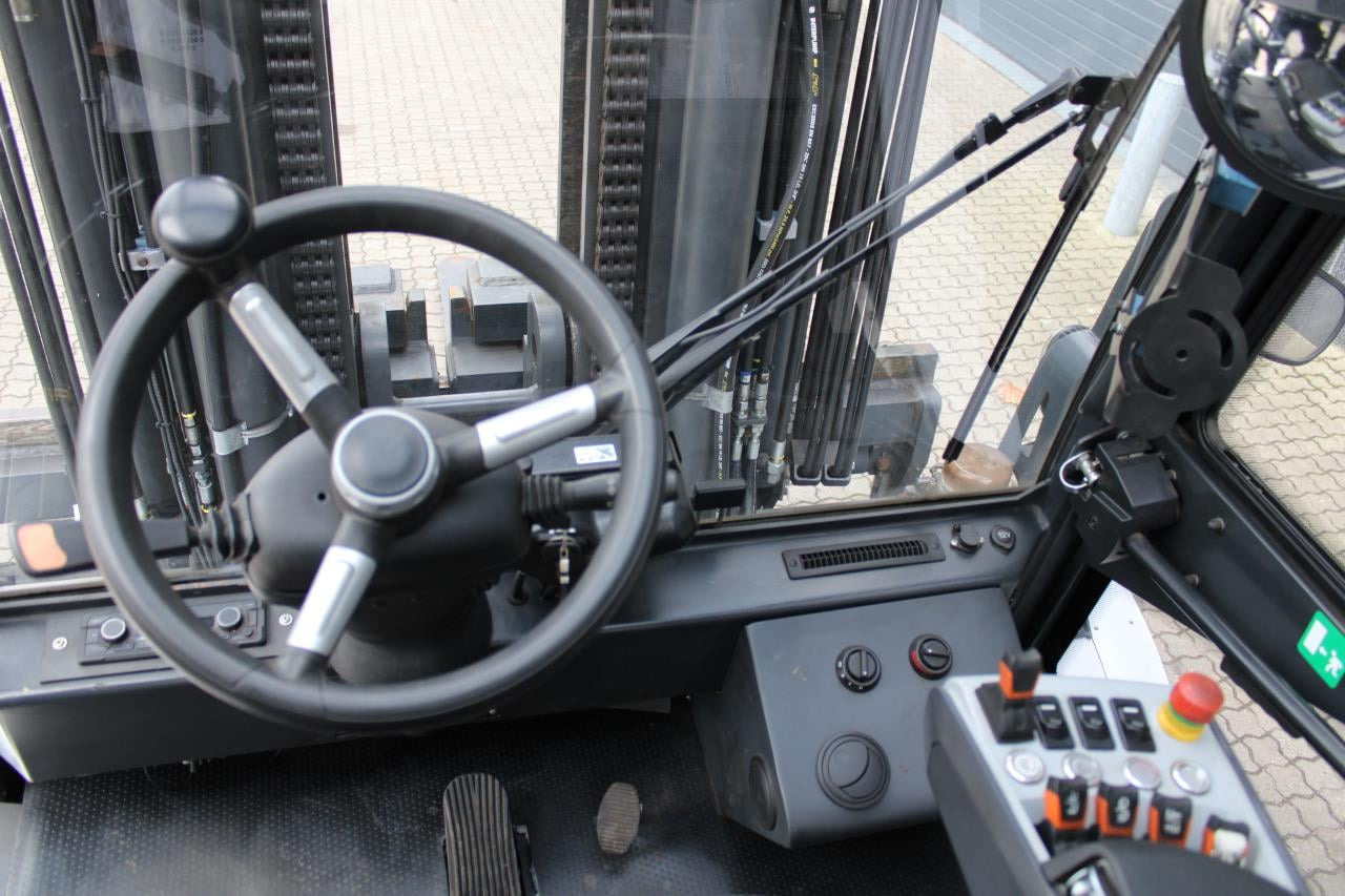 Carer A160-1200X - Electric forklift: picture 4 Carer A160-1200X - Electric forklift: picture 4