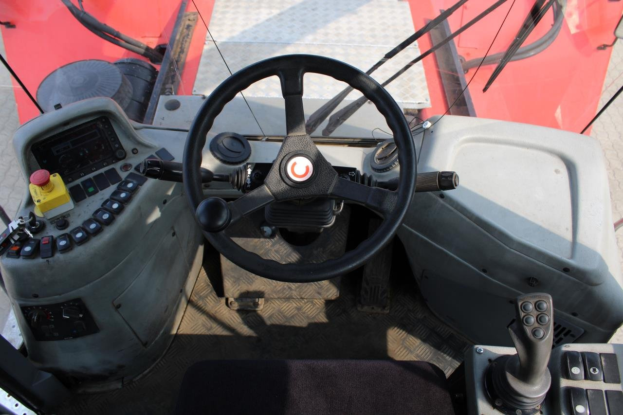 SMV 108 TB6 - Reach stacker: picture 4 SMV 108 TB6 - Reach stacker: picture 4