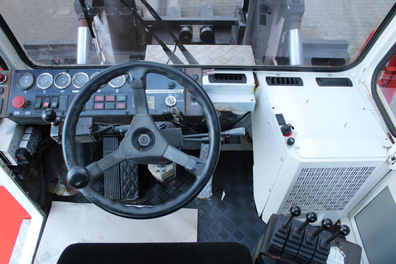 SveTruck 15120-35 - Diesel forklift: picture 4 SveTruck 15120-35 - Diesel forklift: picture 4