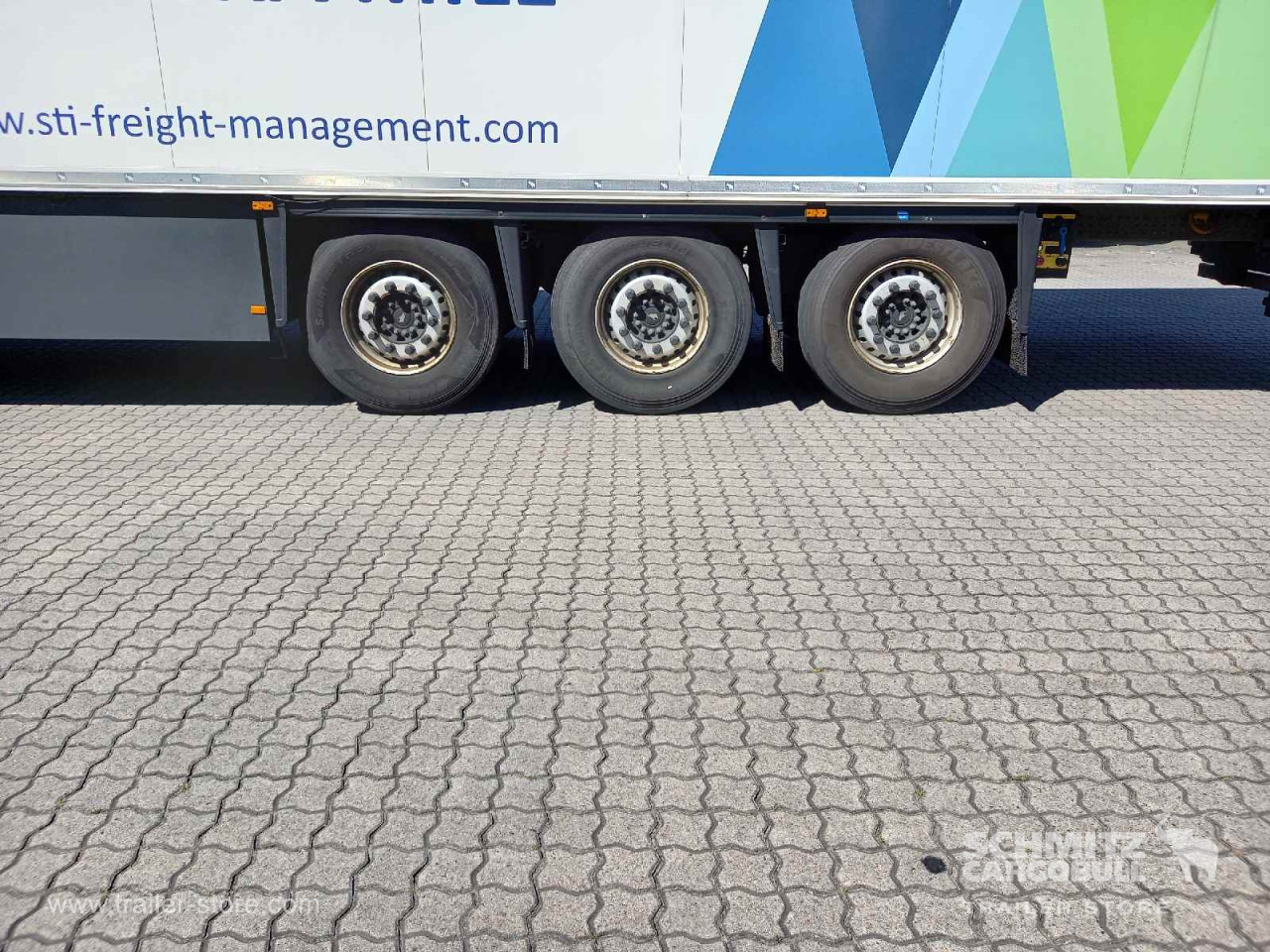 SCHMITZ Auflieger Tiefkühler Multitemp Double deck - Isothermal semi-trailer: picture 2 SCHMITZ Auflieger Tiefkühler Multitemp Double deck - Isothermal semi-trailer: picture 2