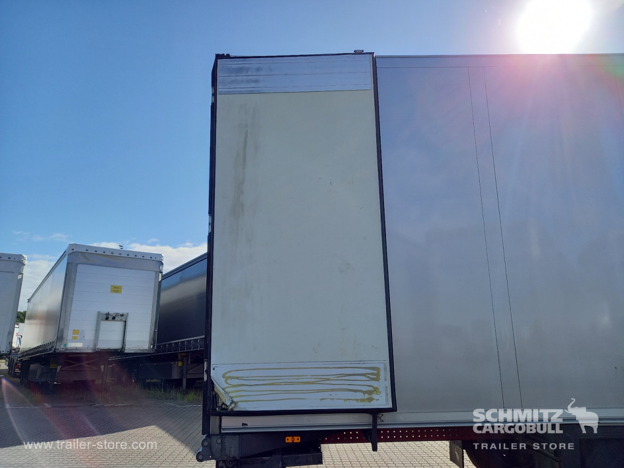 SCHMITZ Auflieger Tiefkühler Multitemp - Isothermal semi-trailer: picture 5 SCHMITZ Auflieger Tiefkühler Multitemp - Isothermal semi-trailer: picture 5