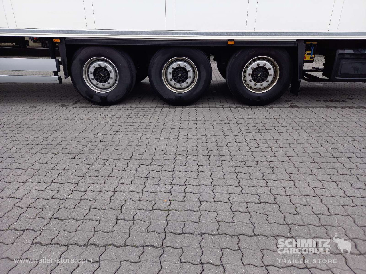 SCHMITZ Auflieger Tiefkühler Standard Double deck - Isothermal semi-trailer: picture 2 SCHMITZ Auflieger Tiefkühler Standard Double deck - Isothermal semi-trailer: picture 2