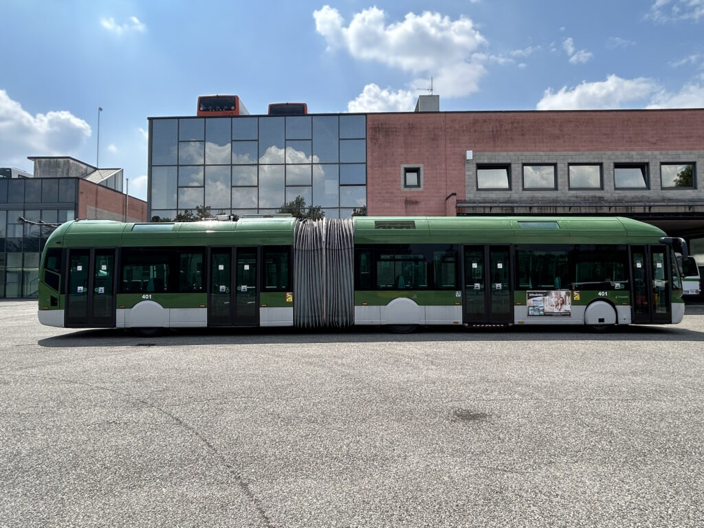 Leasing of  N.6 IRISBUS CRISTALIS ETB18 – Anno 2005 N.6 IRISBUS CRISTALIS ETB18 – Anno 2005: picture 7