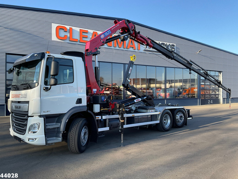 DAF FAN CF 340 Euro 6 HMF 18 Tonmeter laadkraan met lier Just 45.802 km! - Hook lift truck, Crane truck: picture 1 DAF FAN CF 340 Euro 6 HMF 18 Tonmeter laadkraan met lier Just 45.802 km! - Hook lift truck, Crane truck: picture 1