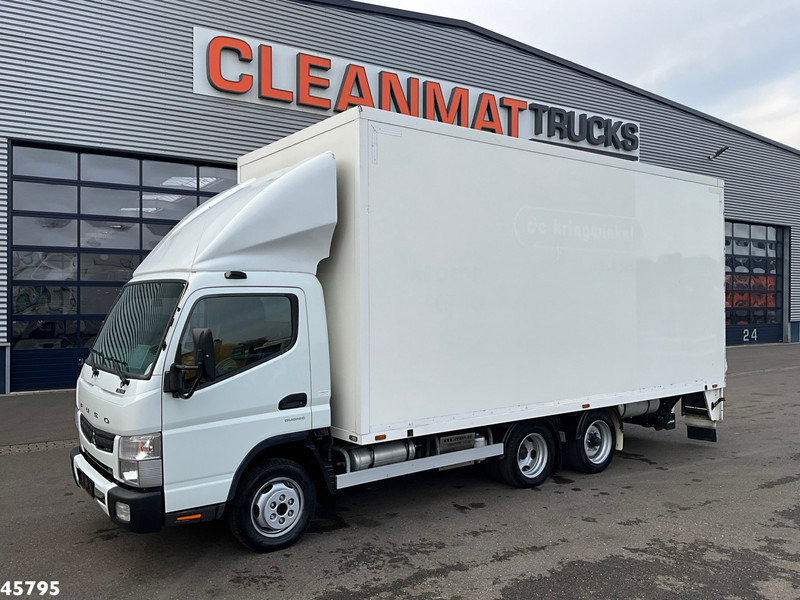 FUSO Canter 3C15 met Palfinger laadklep Slechts 63.487 km! - Box truck: picture 1 FUSO Canter 3C15 met Palfinger laadklep Slechts 63.487 km! - Box truck: picture 1