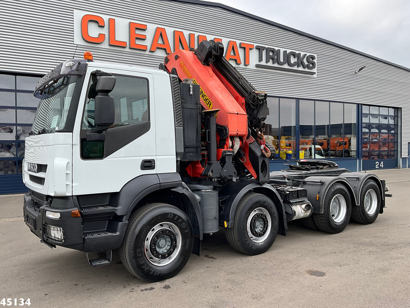 Iveco Stralis AD410T44 8x4 Palfinger 44 Tonmeter laadkraan + Fly-Jib Just 222.398 km! - Crane truck: picture 4 Iveco Stralis AD410T44 8x4 Palfinger 44 Tonmeter laadkraan + Fly-Jib Just 222.398 km! - Crane truck: picture 4