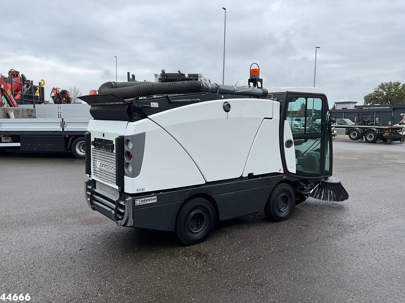 Johnston C202 Euro 6 Just 23.808 km! - Road sweeper: picture 5 Johnston C202 Euro 6 Just 23.808 km! - Road sweeper: picture 5