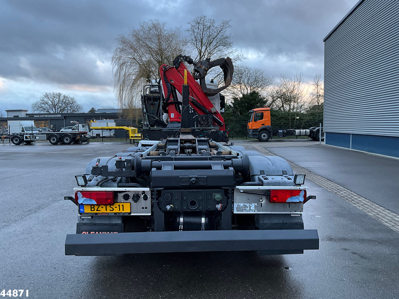 MAN TGS 35.440 8x4 HMF 16 Tonmeter Z-kraan - Hook lift truck: picture 3 MAN TGS 35.440 8x4 HMF 16 Tonmeter Z-kraan - Hook lift truck: picture 3