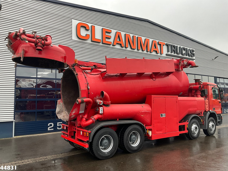 Mercedes-Benz Actros 4141 8x4 RVS Naaktgeboren drogestoffen Just 99.291 km! - Vacuum truck: picture 1 Mercedes-Benz Actros 4141 8x4 RVS Naaktgeboren drogestoffen Just 99.291 km! - Vacuum truck: picture 1