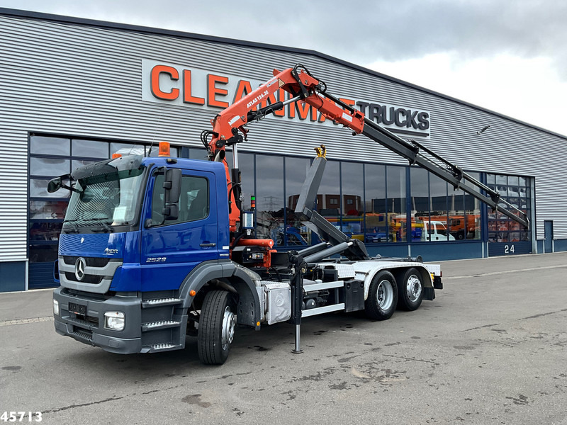Mercedes-Benz Axor 2529 Atlas 12 Tonmeter laadkraan Just 86.058 km! - Hook lift truck, Crane truck: picture 1 Mercedes-Benz Axor 2529 Atlas 12 Tonmeter laadkraan Just 86.058 km! - Hook lift truck, Crane truck: picture 1