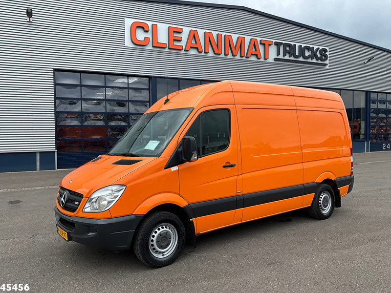 Mercedes-Benz Sprinter 316 1.8 Benzine / CNG - Box truck: picture 1 Mercedes-Benz Sprinter 316 1.8 Benzine / CNG - Box truck: picture 1