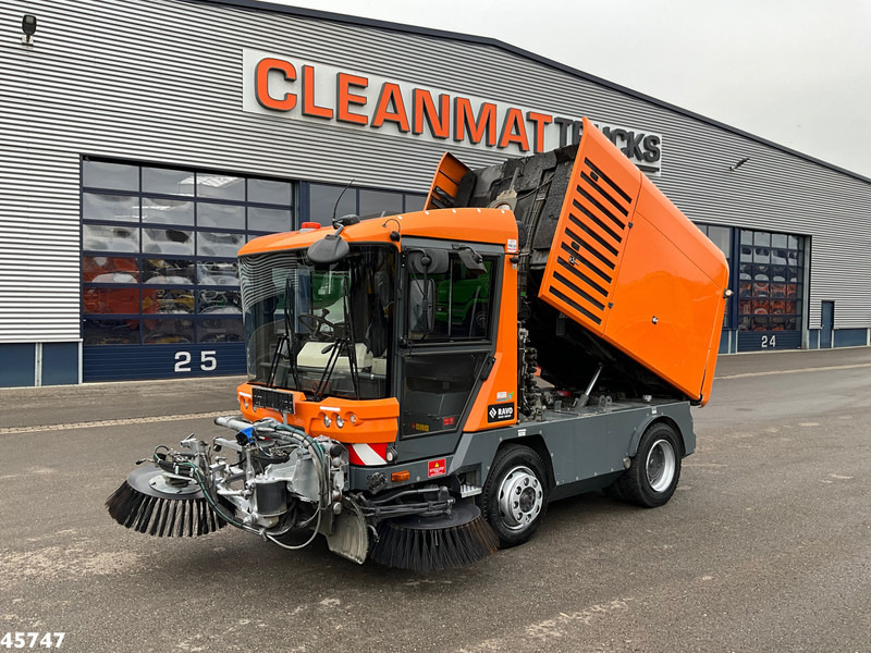 Ravo 580 with 3-rd brush - Road sweeper: picture 1 Ravo 580 with 3-rd brush - Road sweeper: picture 1