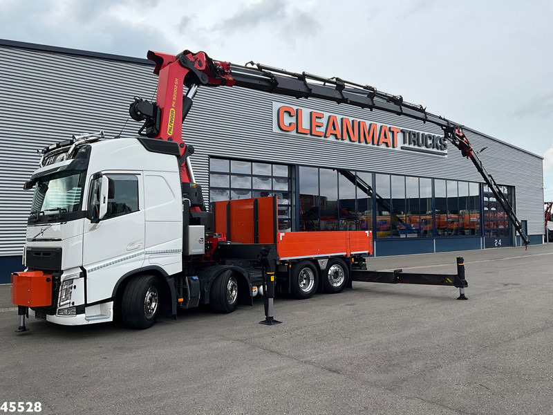 Volvo FH 540 8x2 Euro 6 Palfinger 92 Tonmeter laadkraan + Fly-jib Just 81.817 Km! - Crane truck: picture 1 Volvo FH 540 8x2 Euro 6 Palfinger 92 Tonmeter laadkraan + Fly-jib Just 81.817 Km! - Crane truck: picture 1