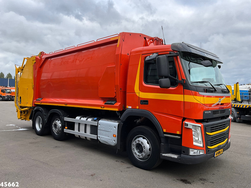 Volvo FM 330 Euro 6 Geesink 22m³ - Garbage truck: picture 3 Volvo FM 330 Euro 6 Geesink 22m³ - Garbage truck: picture 3