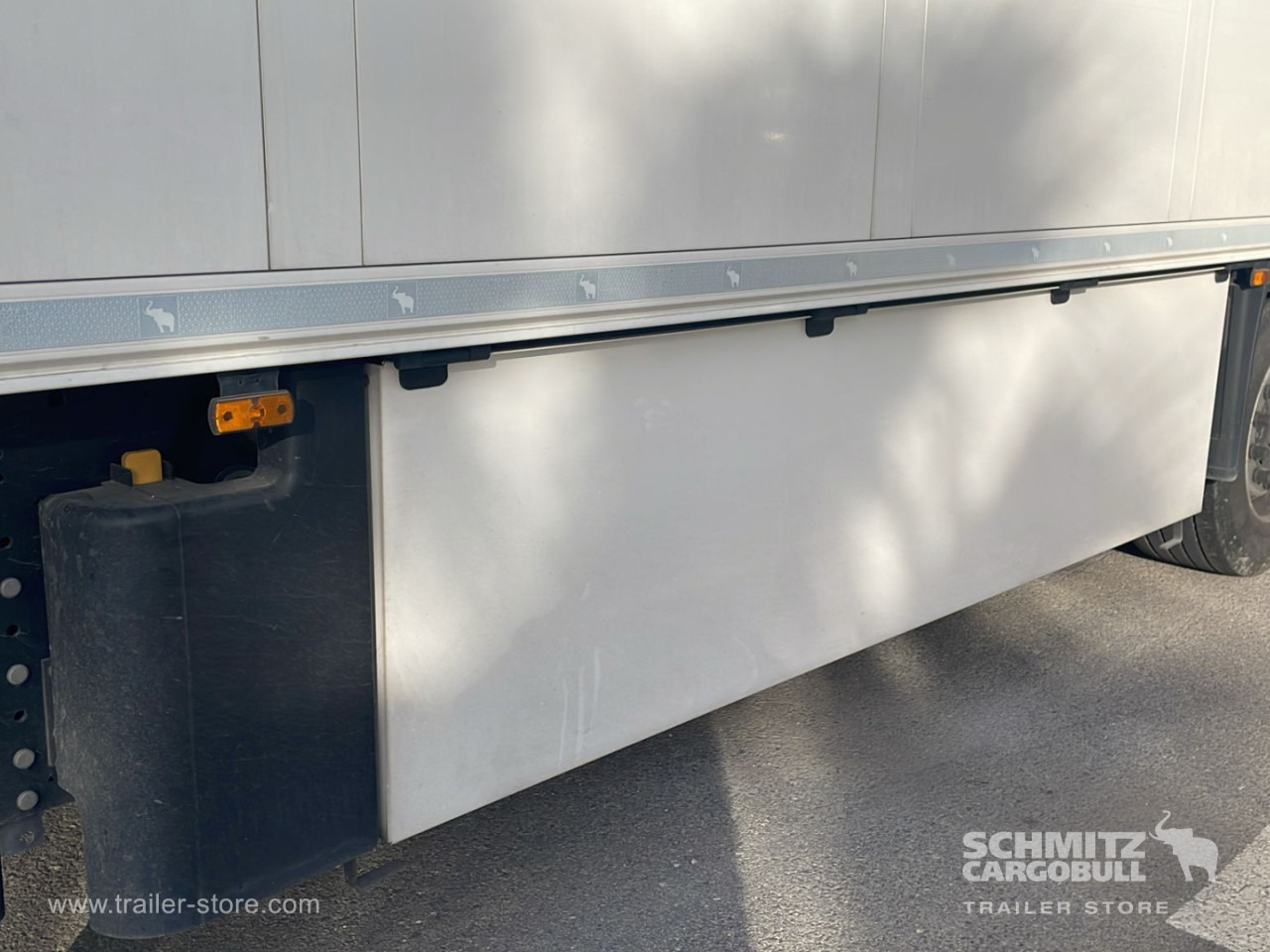 SCHMITZ Semiremolque Frigo Standard - Isothermal semi-trailer: picture 3 SCHMITZ Semiremolque Frigo Standard - Isothermal semi-trailer: picture 3