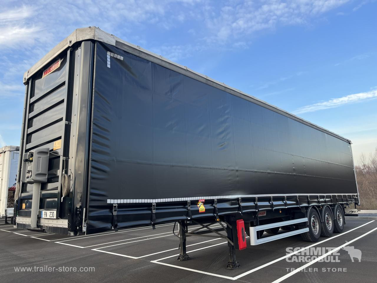 FRUEHAUF Curtainsider Standard - Curtainsider semi-trailer: picture 4 FRUEHAUF Curtainsider Standard - Curtainsider semi-trailer: picture 4