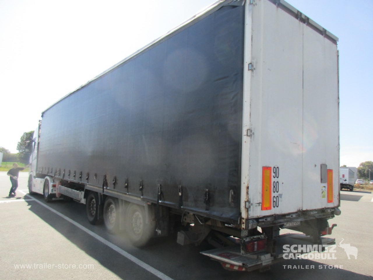 KRONE Curtainsider Standard - Curtainsider semi-trailer: picture 5 KRONE Curtainsider Standard - Curtainsider semi-trailer: picture 5