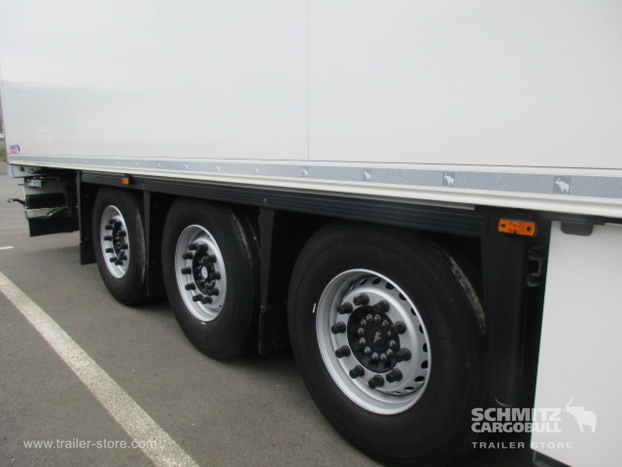 Isothermal semi-trailer SCHMITZ Reefer Standard: picture 6