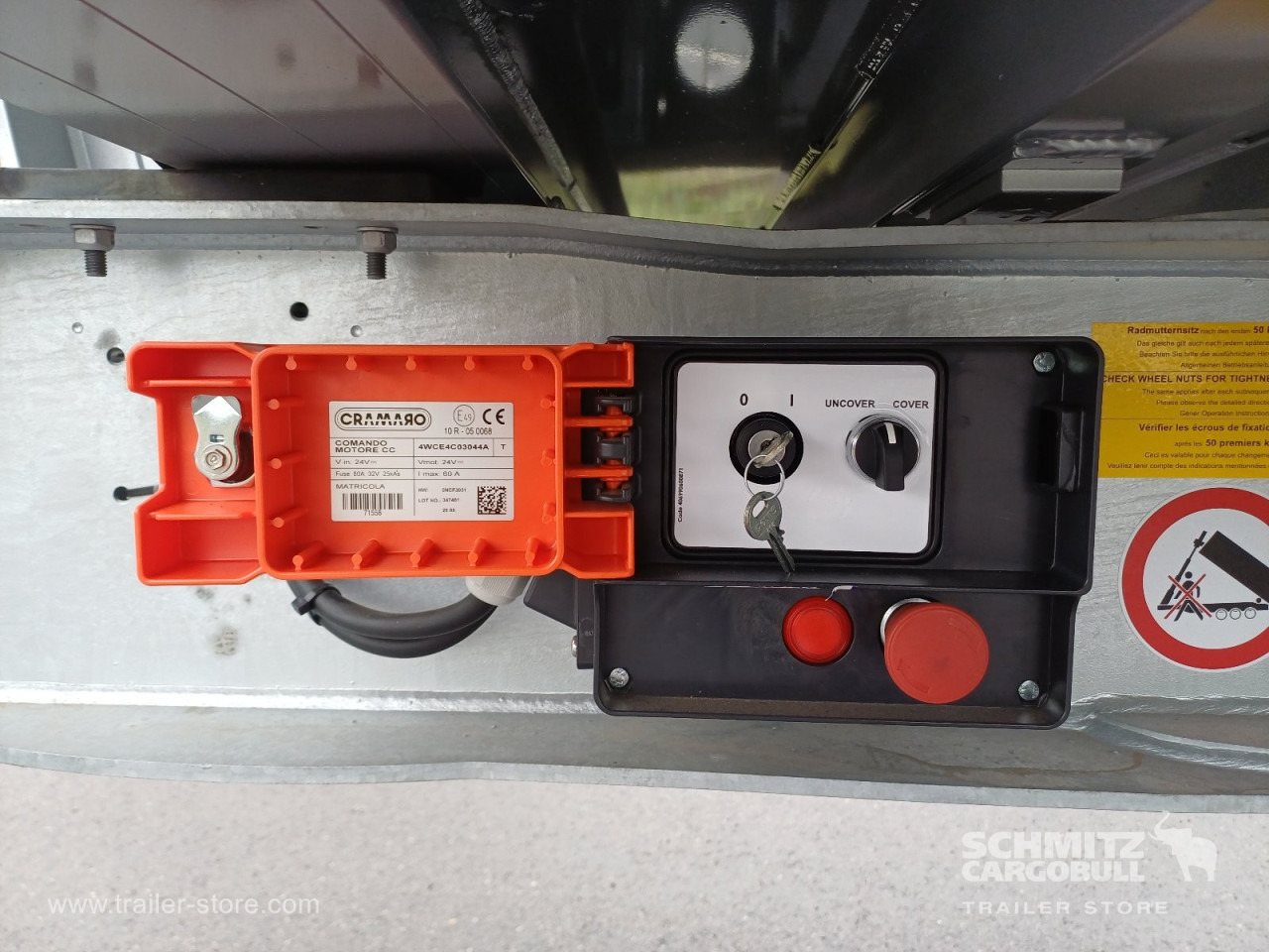 SCHMITZ Auflieger Kipper Alukastenmulde 29m³ - Tipper semi-trailer: picture 2 SCHMITZ Auflieger Kipper Alukastenmulde 29m³ - Tipper semi-trailer: picture 2