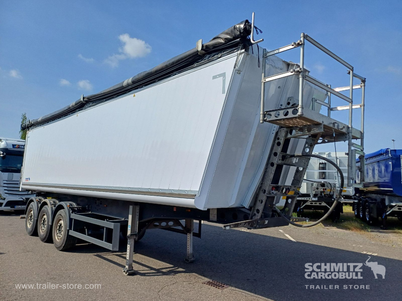 SCHMITZ Auflieger Kipper Alukastenmulde 52m³ - Tipper semi-trailer: picture 1 SCHMITZ Auflieger Kipper Alukastenmulde 52m³ - Tipper semi-trailer: picture 1