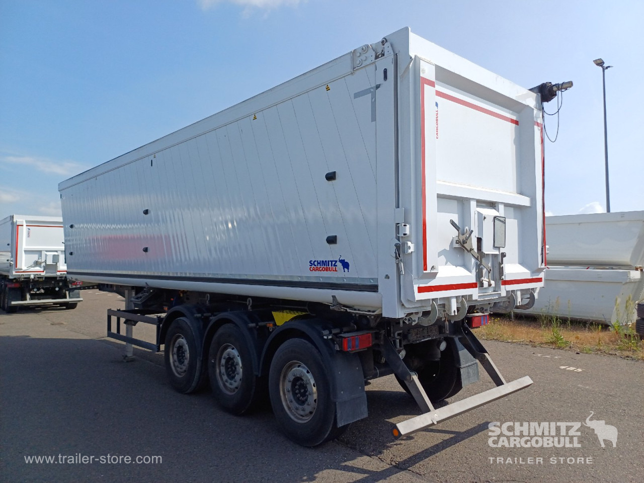 SCHMITZ Auflieger Kipper Alukastenmulde 52m³ - Tipper semi-trailer: picture 4 SCHMITZ Auflieger Kipper Alukastenmulde 52m³ - Tipper semi-trailer: picture 4