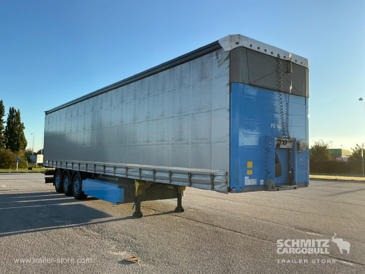 SCHMITZ Curtainsider Standard - Curtainsider semi-trailer: picture 1 SCHMITZ Curtainsider Standard - Curtainsider semi-trailer: picture 1