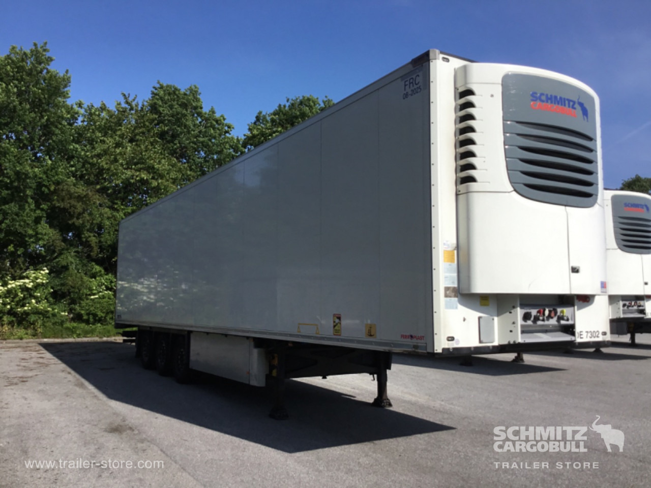 SCHMITZ Reefer Meat hanging system - Isothermal semi-trailer: picture 1 SCHMITZ Reefer Meat hanging system - Isothermal semi-trailer: picture 1