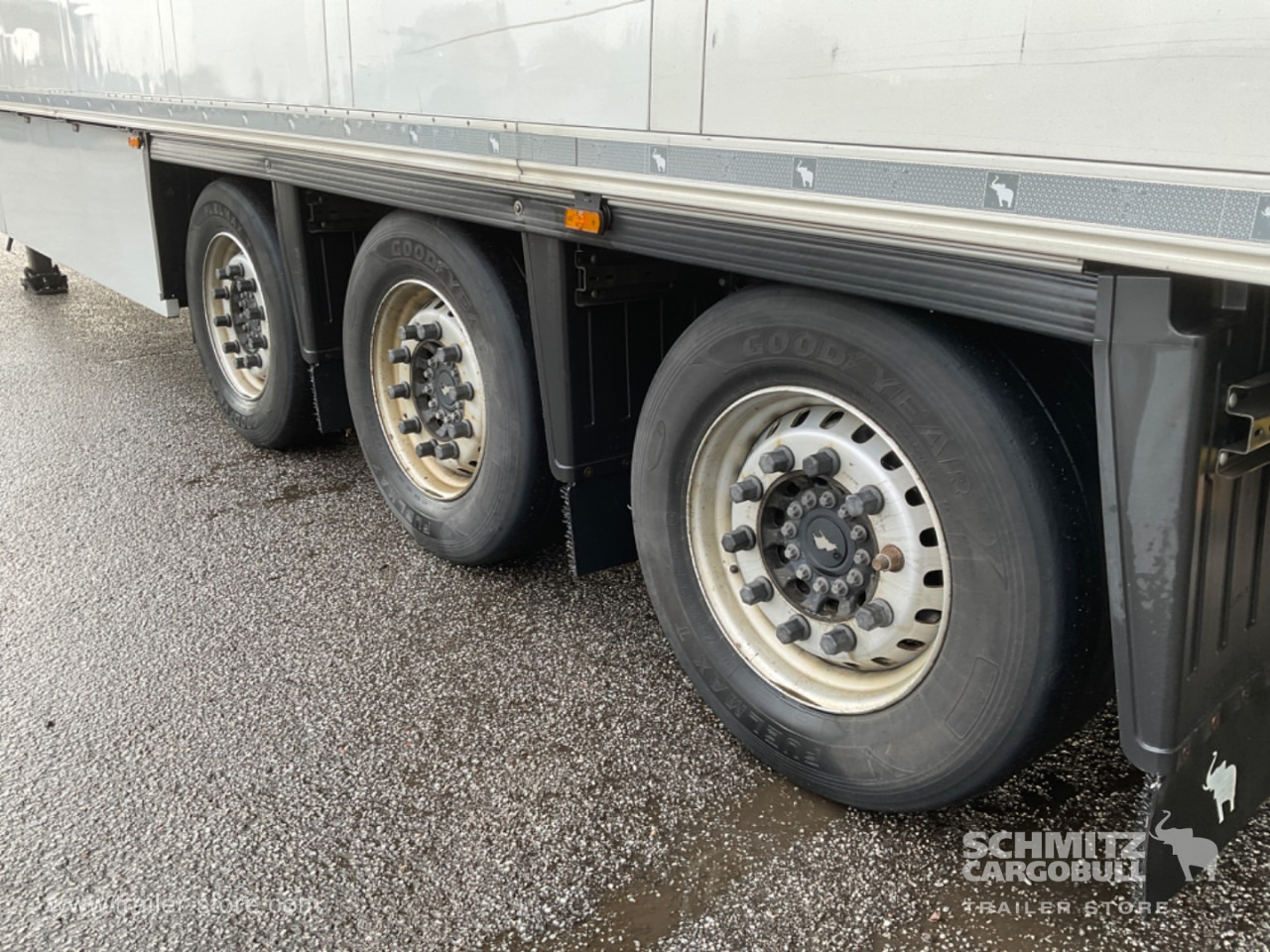 SCHMITZ Reefer Multitemp Double deck - Isothermal semi-trailer: picture 5 SCHMITZ Reefer Multitemp Double deck - Isothermal semi-trailer: picture 5