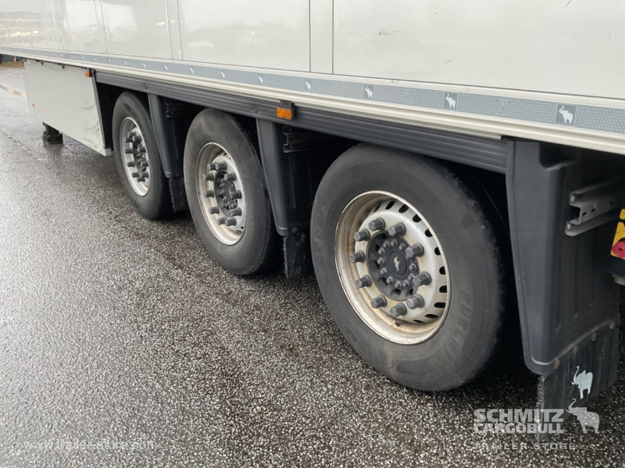 SCHMITZ Reefer Multitemp Double deck - Isothermal semi-trailer: picture 5 SCHMITZ Reefer Multitemp Double deck - Isothermal semi-trailer: picture 5