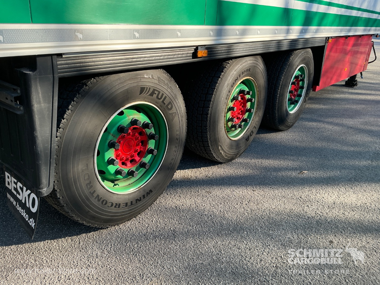 SCHMITZ Reefer Standard - Isothermal semi-trailer: picture 3 SCHMITZ Reefer Standard - Isothermal semi-trailer: picture 3