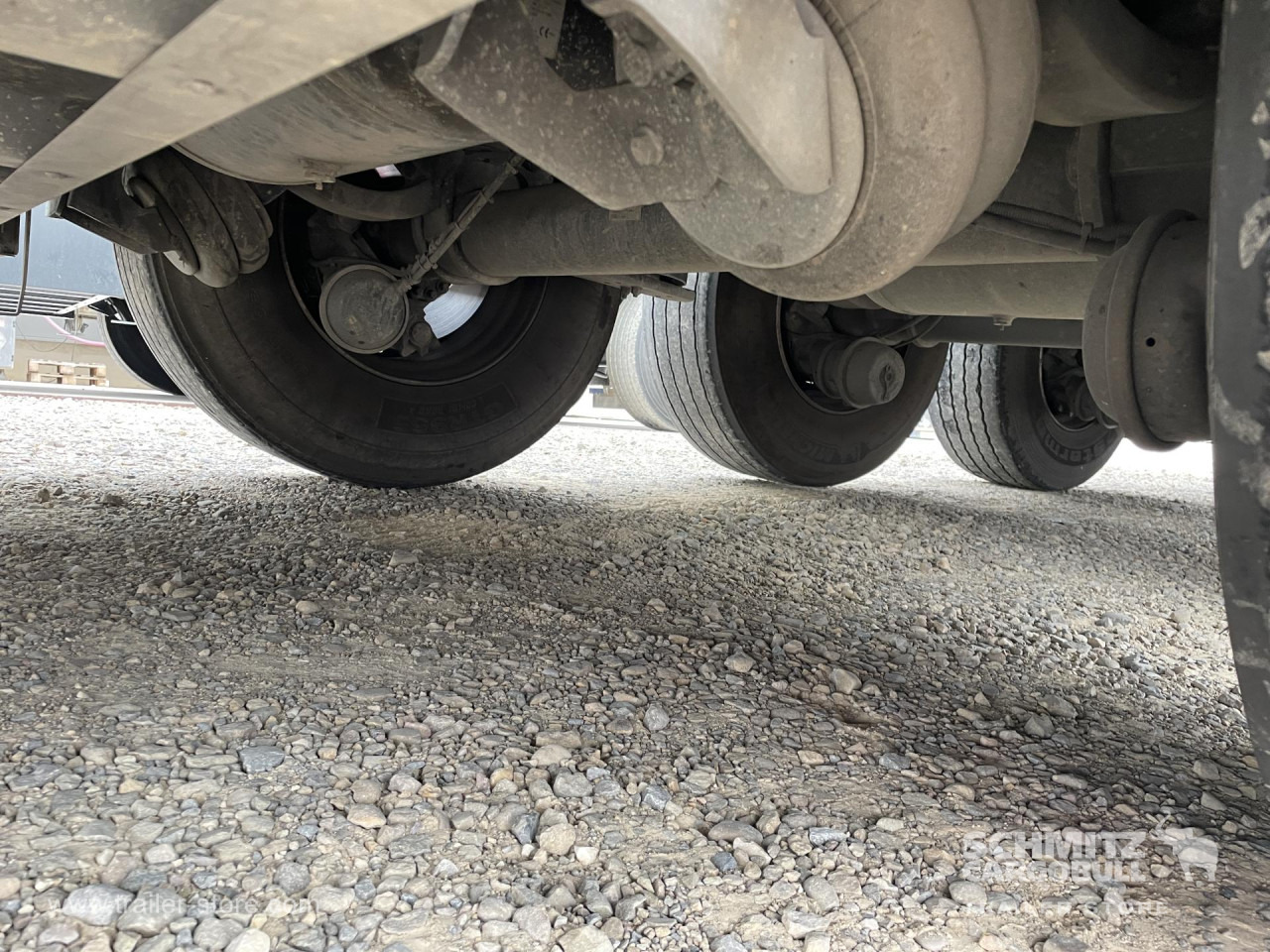 SCHMITZ Semiremolque Frigo Standard - Isothermal semi-trailer: picture 3 SCHMITZ Semiremolque Frigo Standard - Isothermal semi-trailer: picture 3