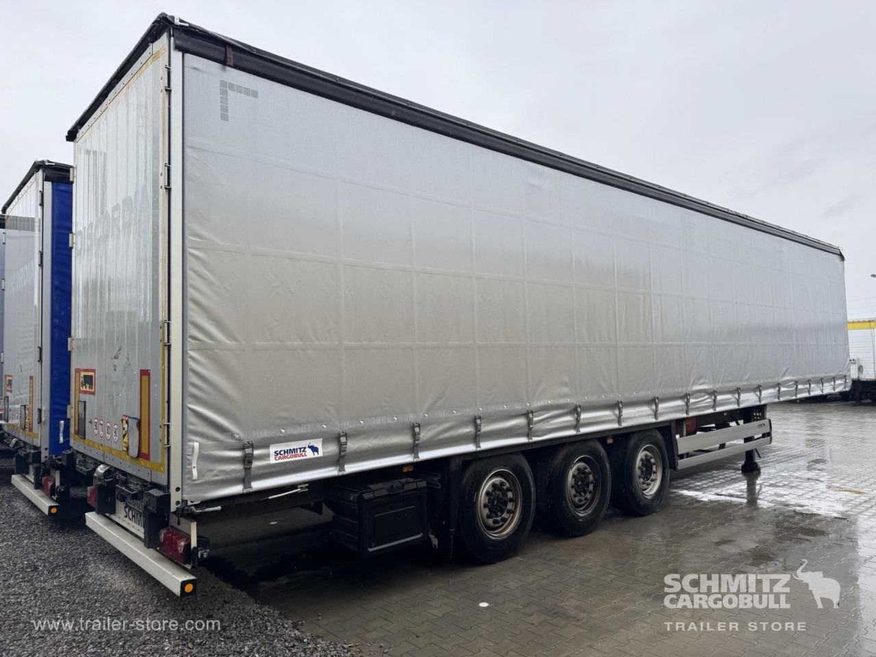 SCHMITZ Curtainsider Standard - Curtainsider semi-trailer: picture 4 SCHMITZ Curtainsider Standard - Curtainsider semi-trailer: picture 4
