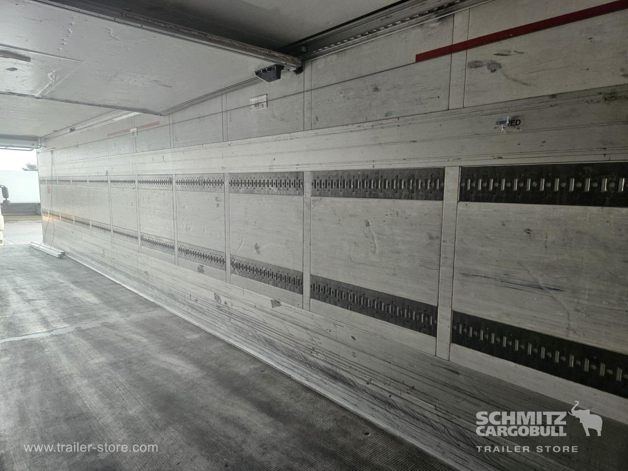 SCHMITZ Reefer Multitemp - Isothermal semi-trailer: picture 4 SCHMITZ Reefer Multitemp - Isothermal semi-trailer: picture 4